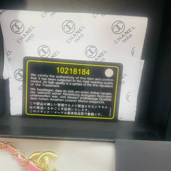 💕💝😍Chanel light Pink Quilted Mini Bag Wallet on chain - Picture 9 of 14